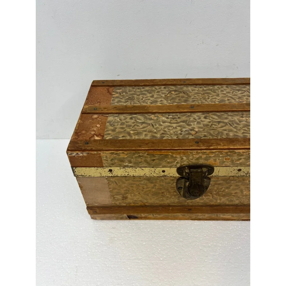 Wood Dollhouse Steamer Trunk Miniature Antique Storage Box Chest SALESMAN SAMPLE